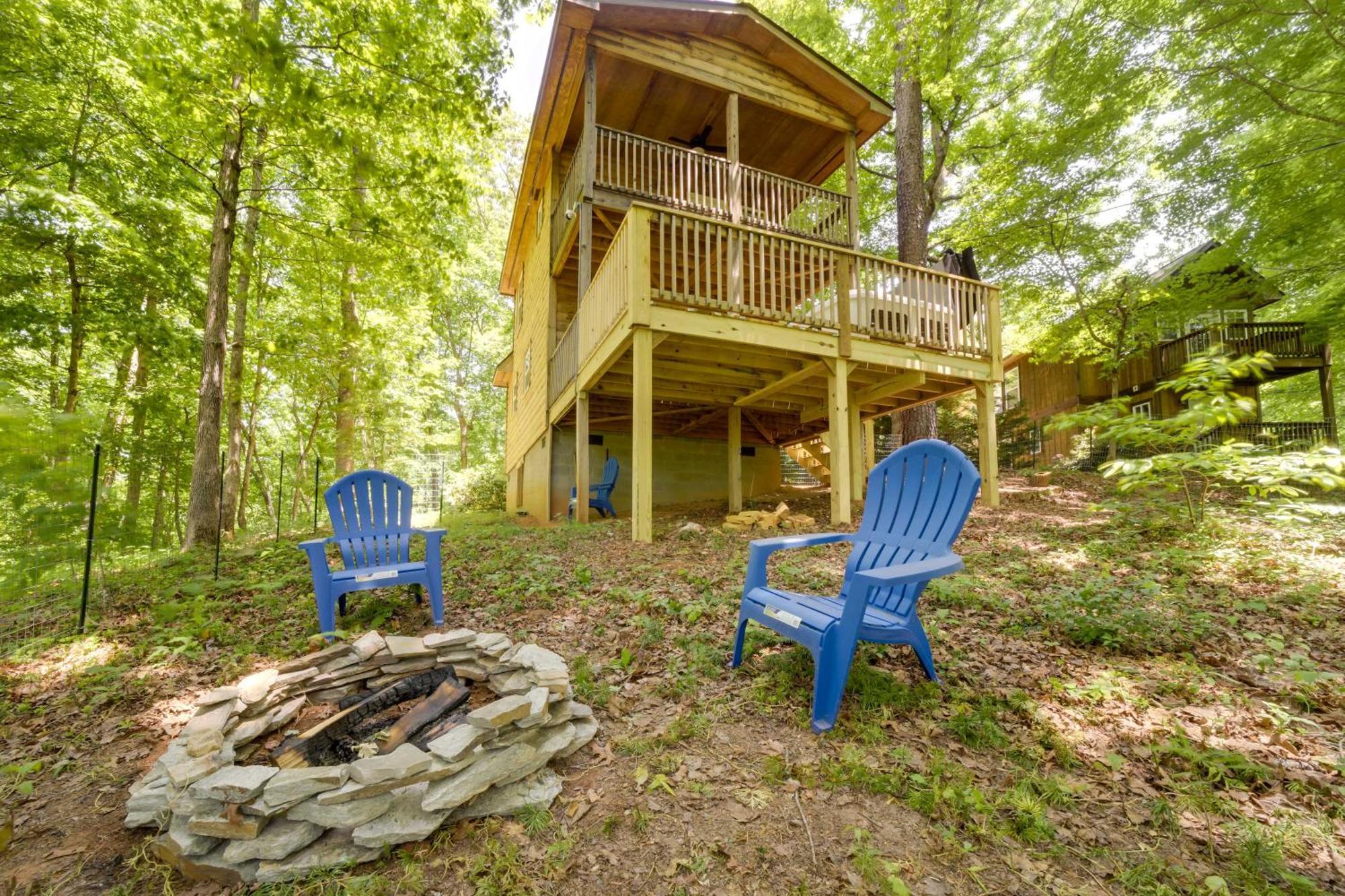 Cozy Whittier Cabin And Yard And Hot Tub, Pets Welcome Екстериор снимка